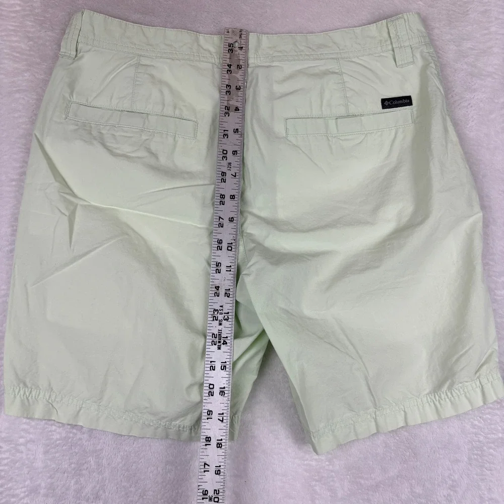 Columbia Mens Mint Green Flat Front Casual Outdoor Hiking Shorts Size 32W 8L